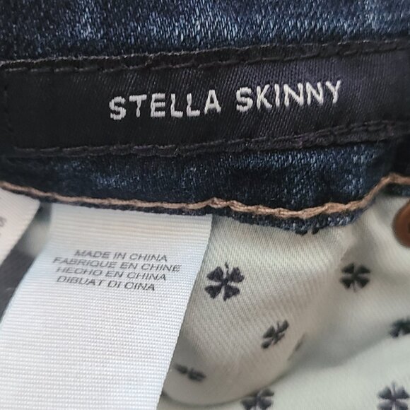 LUCKY BRAND LOW-RISE STELLA SKINNY JEANS STRETCH DENIM DARK DISTRESSED sz 2/26 - Picture 6 of 6
